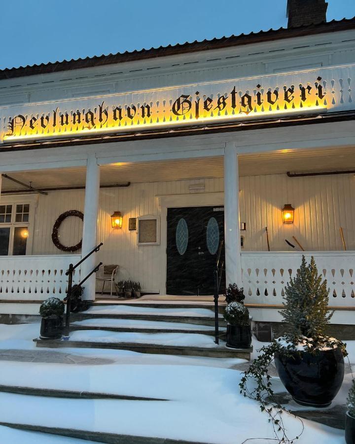 Hôtel Nevlunghavn Gjestgiveri à Larvik Extérieur photo